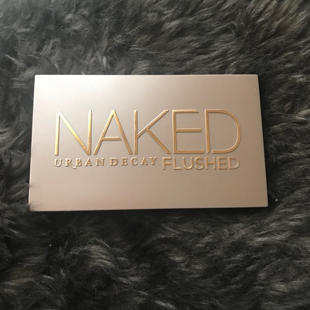 Urban Decay Naked Flushed Nooner, Like New